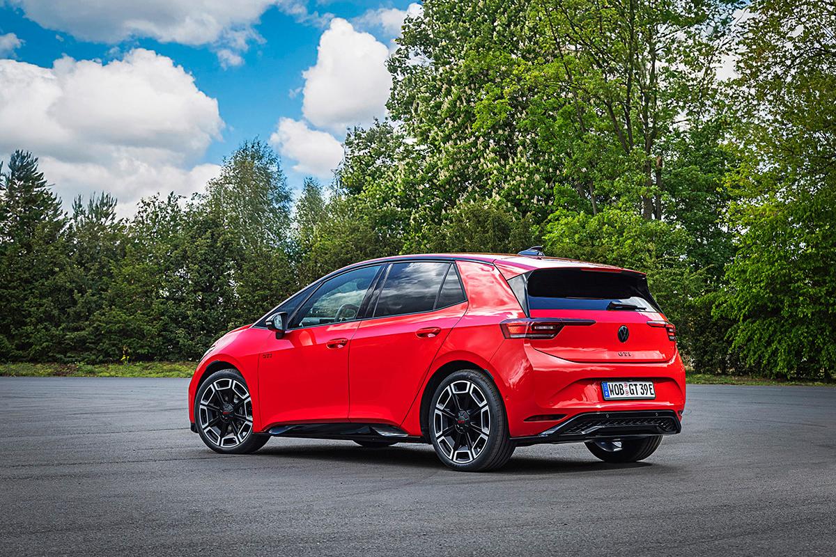 世界初公開されたVW新型「ID.3 GTI」