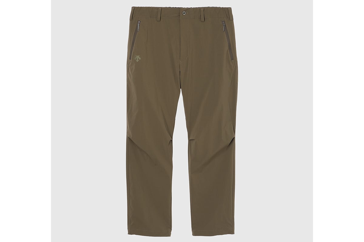 DESCENTE ALLTERRAIN 81「6Dパターンコーデュラストレッチパンツ」（ロックカーキ）：1万9800円