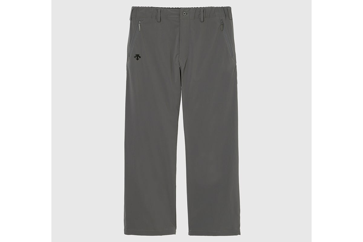 DESCENTE ALLTERRAIN 81「6Dパターンコーデュラストレッチワイドパンツ」（チャコール）：1万9800円
