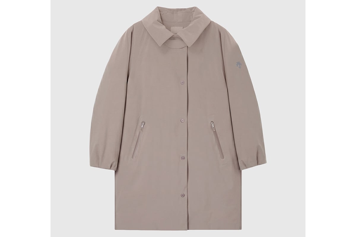 WOMEN／MIZUSAWA INVISIBLE DOWN COAT（ベージュ）：16万5000円
