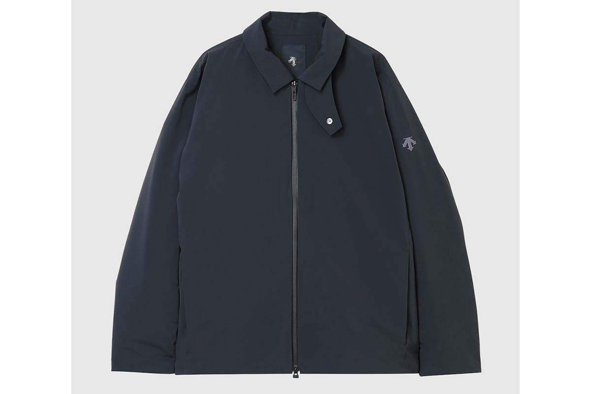 MEN／MIZUSAWA INVISIBLE DOWN COACH JACKET（ミネラルグレー）：13万2000円