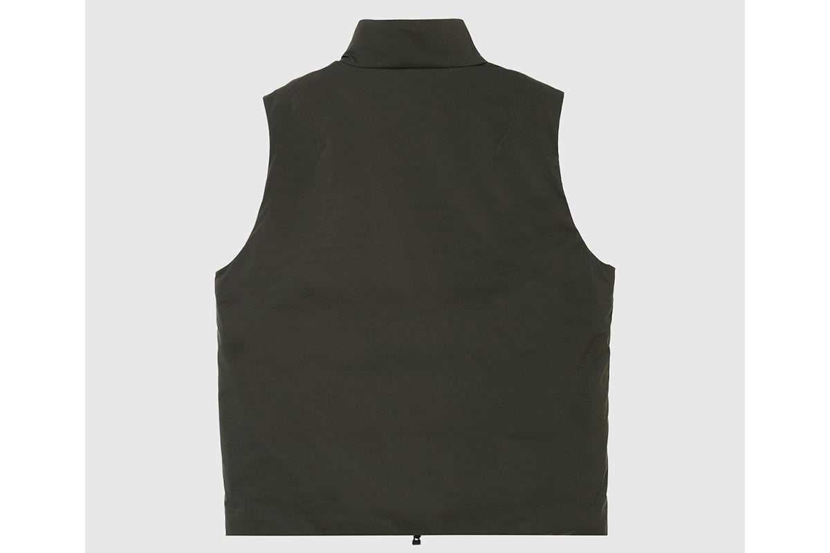 MEN／MIZUSAWA INVISIBLE DOWN VEST（ミッドナイトアイビー）：12万1000円