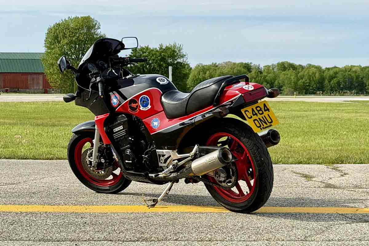 米国オンラインオークションに出品、落札された1986年式カワサキ「GPZ900R」