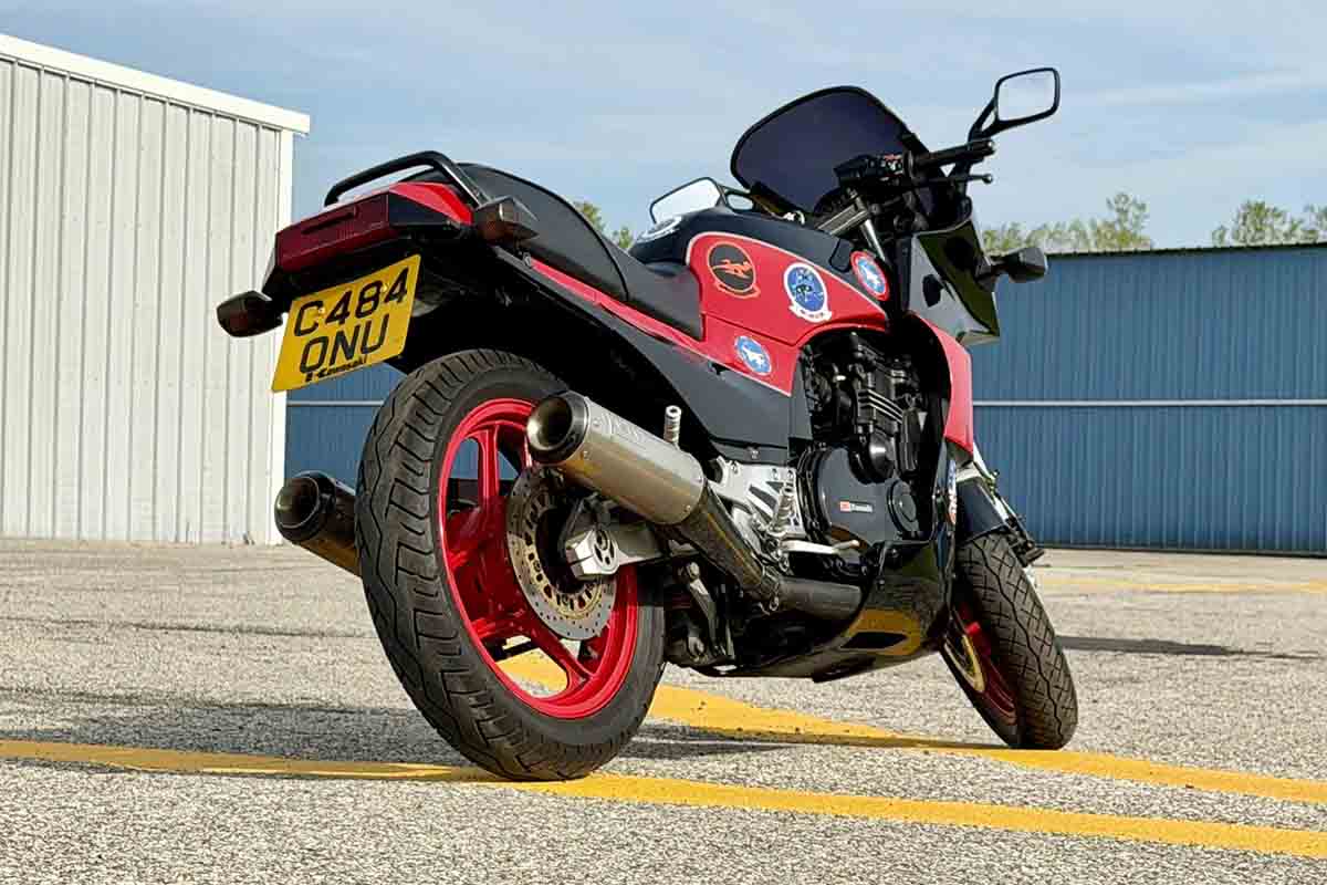 米国オンラインオークションに出品、落札された1986年式カワサキ「GPZ900R」
