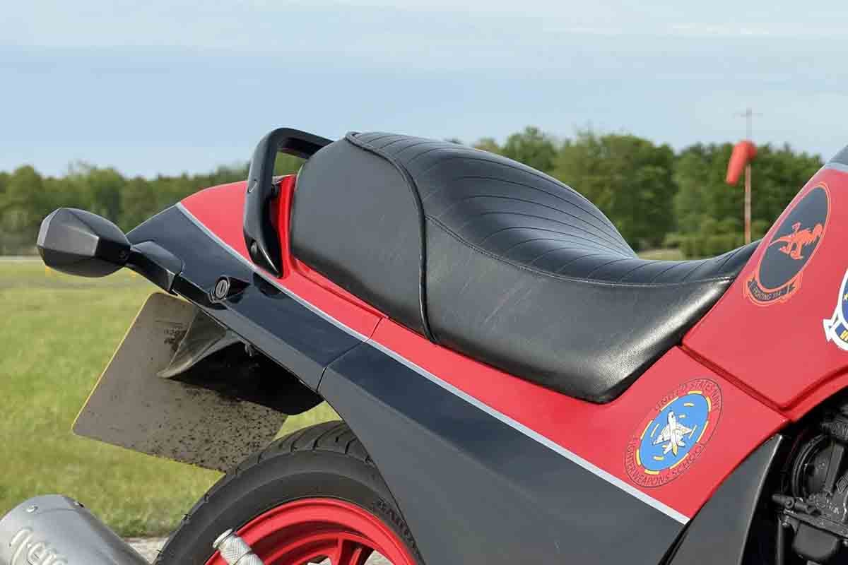 米国オンラインオークションに出品、落札された1986年式カワサキ「GPZ900R」