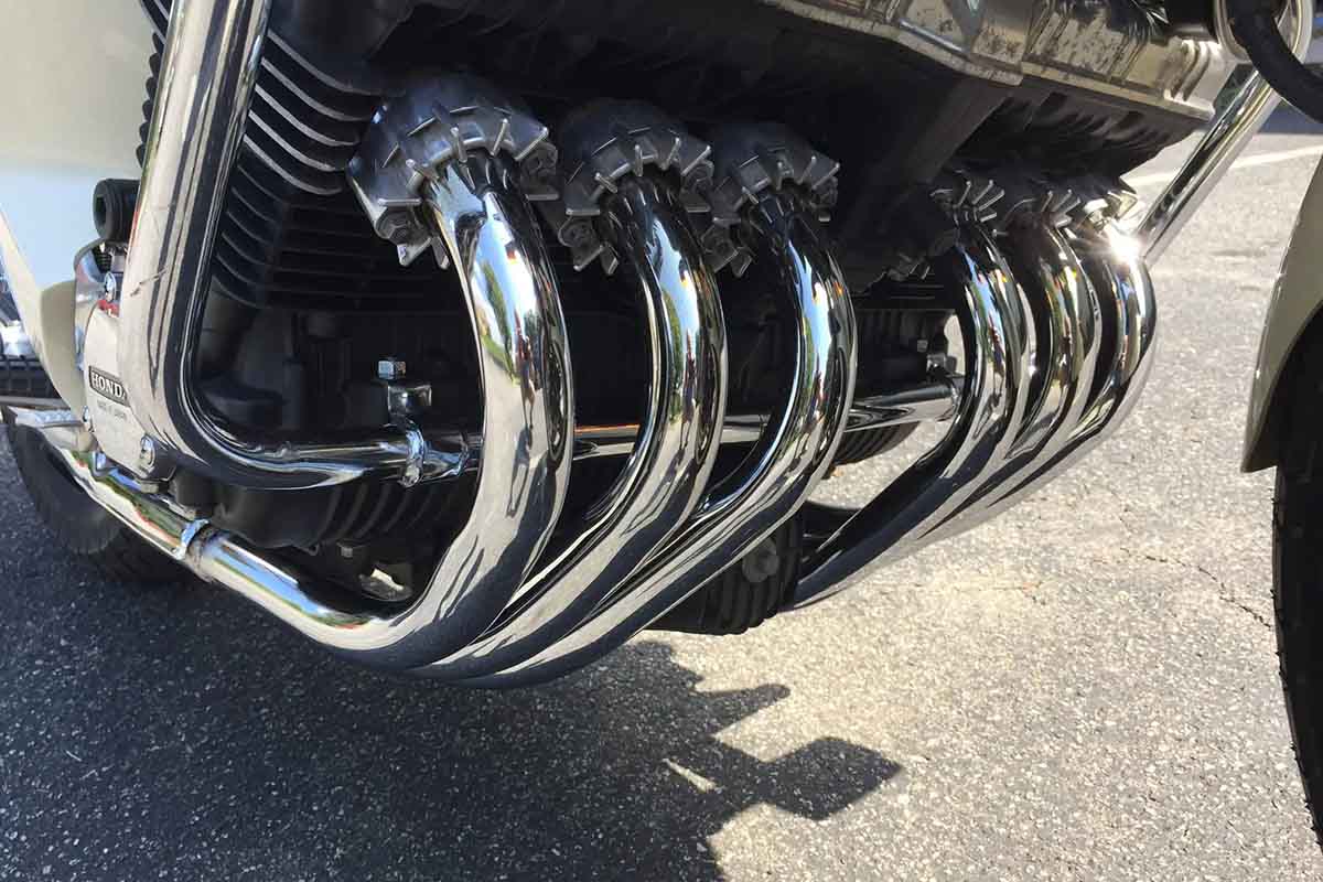 米国オンラインオークションに出品、落札された1982年式ホンダ「CBXスーパースポーツ」