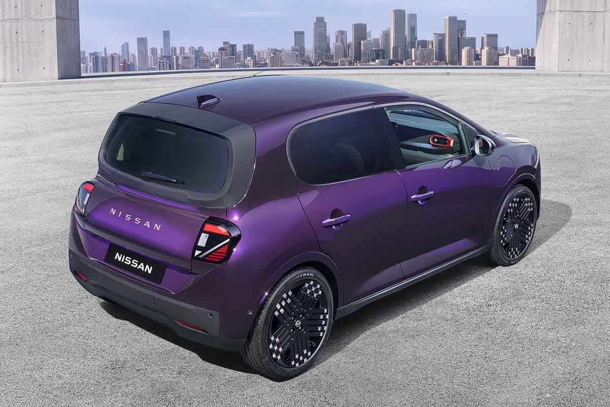 世界初公開された日産新型「ピクソ」