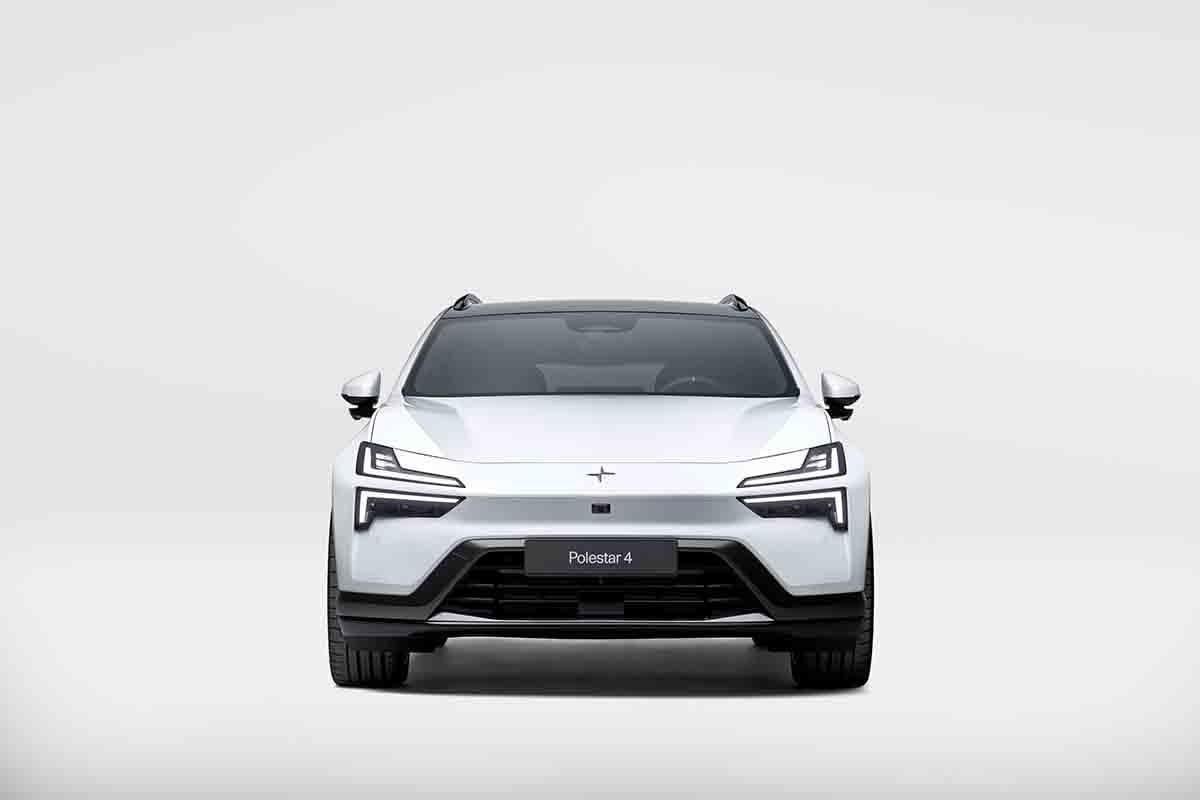 世界初公開された新型「ポールスター4 SUV」