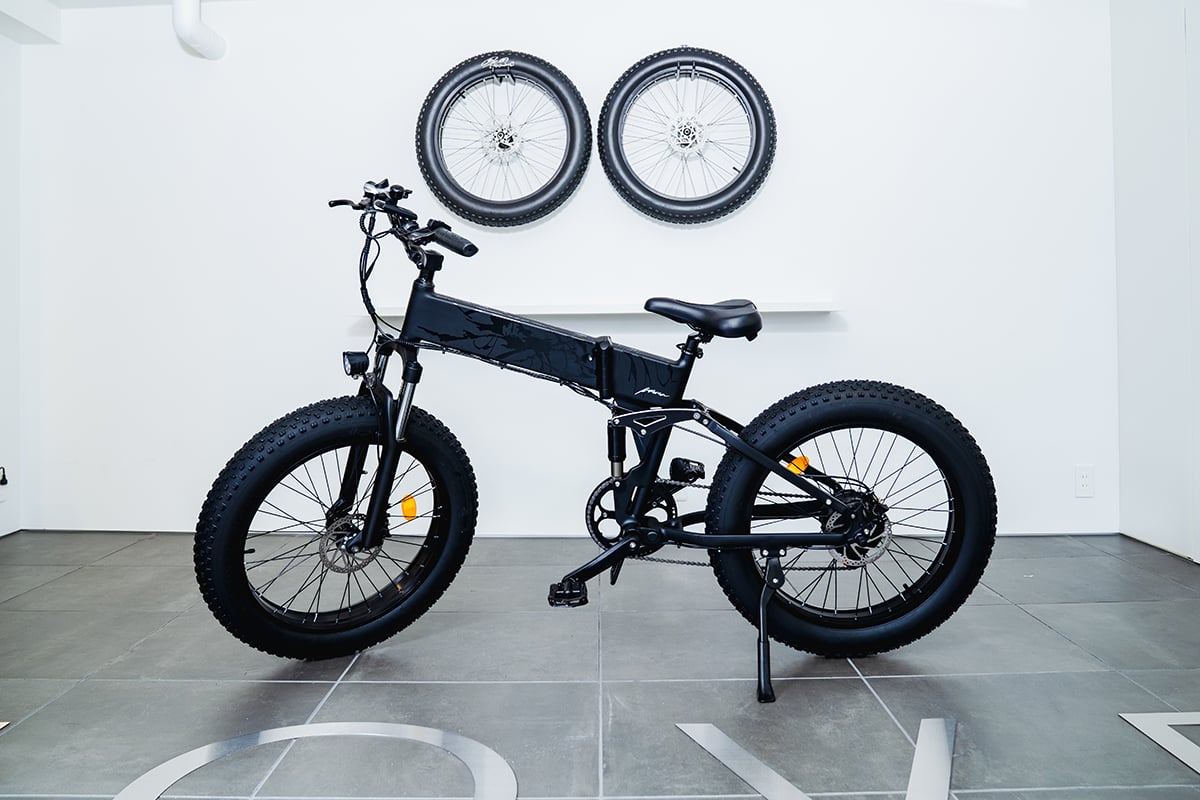 MOVE.eBike×NAGONとのコラボレーションによる特別なE-バイク