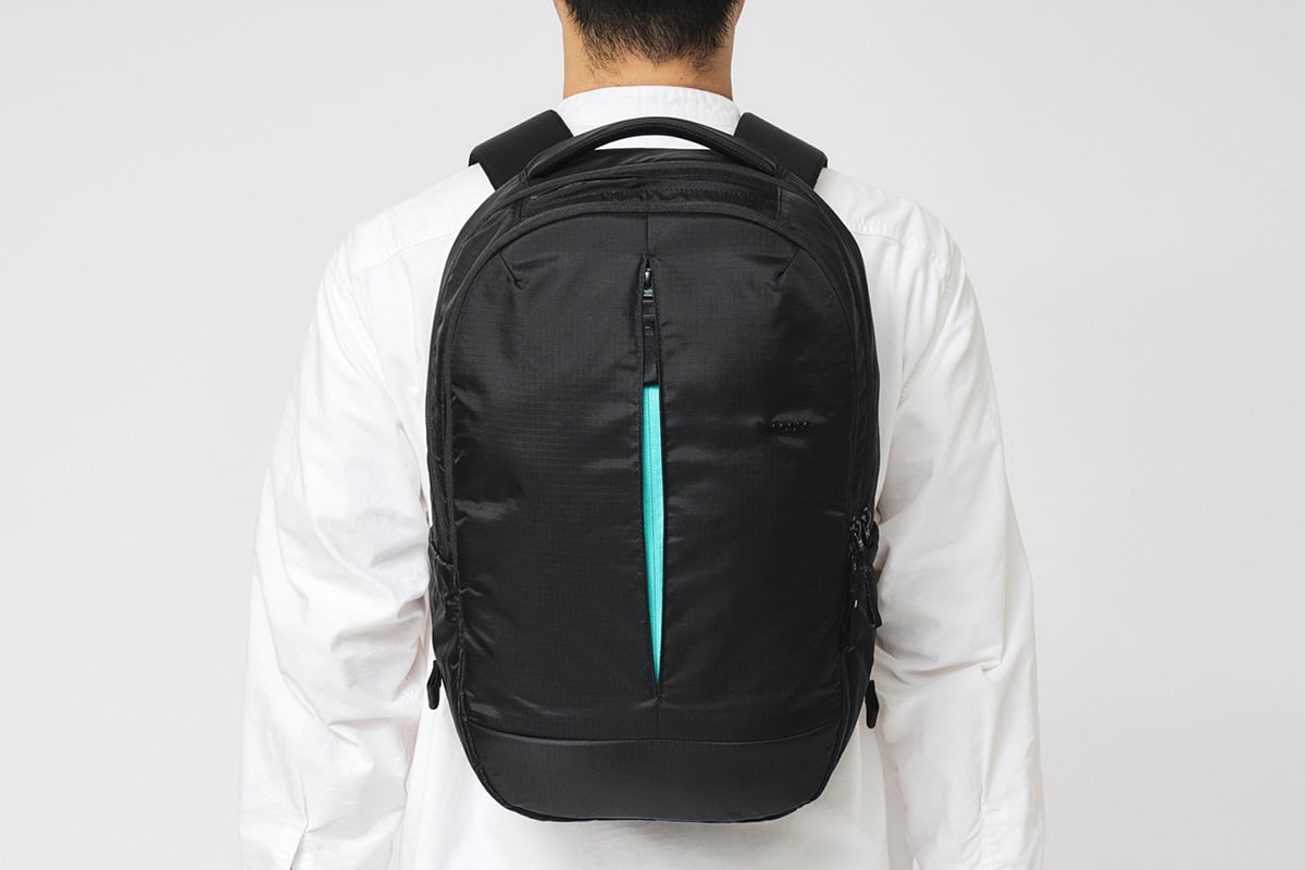 NAUGHTIAM SMU Tracks Backpack 18L：3万800円