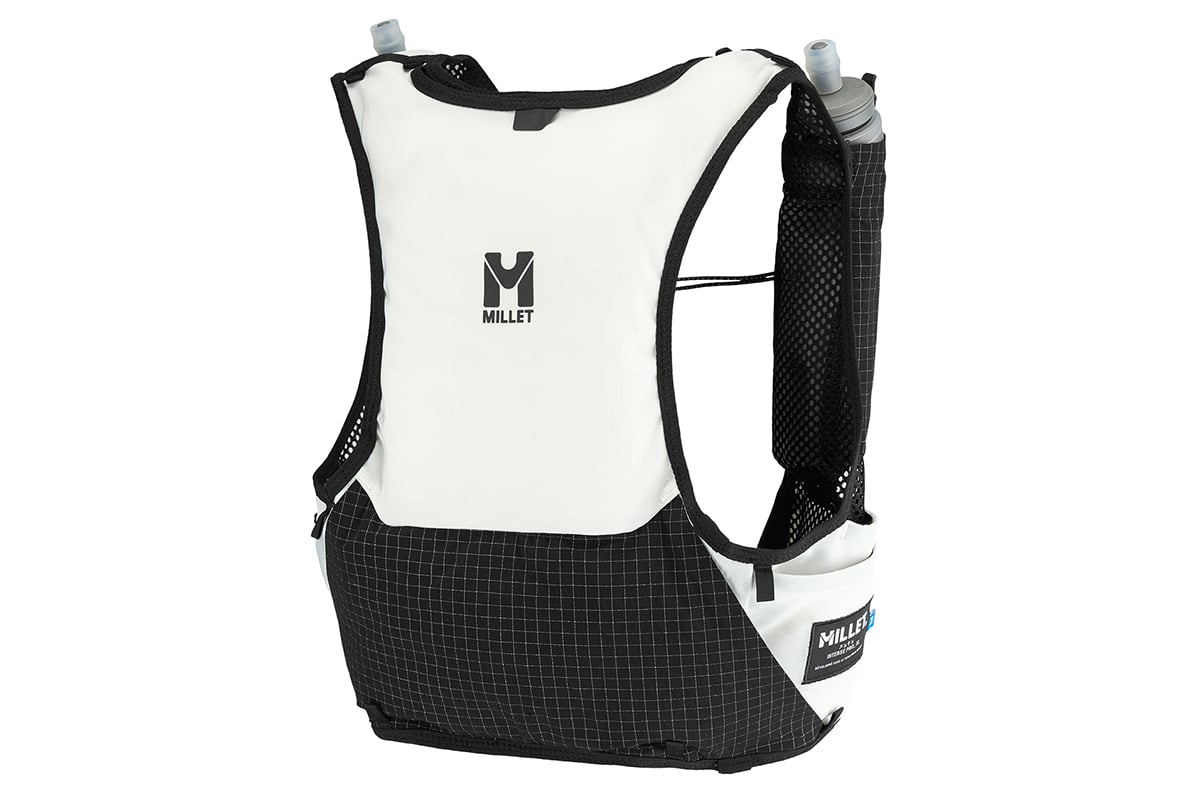 INTENSE PRO5（FOGGY DEW／BLACK）：2万5300円