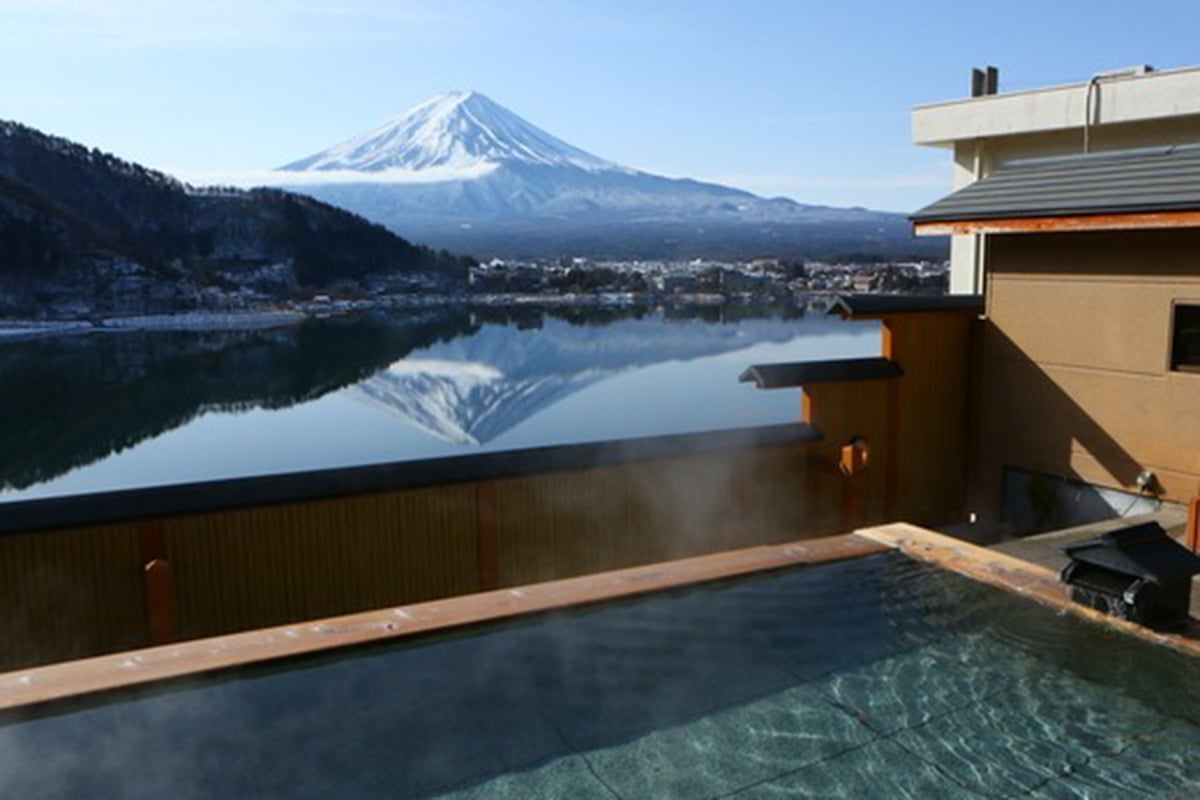山梨県「河口湖温泉郷」