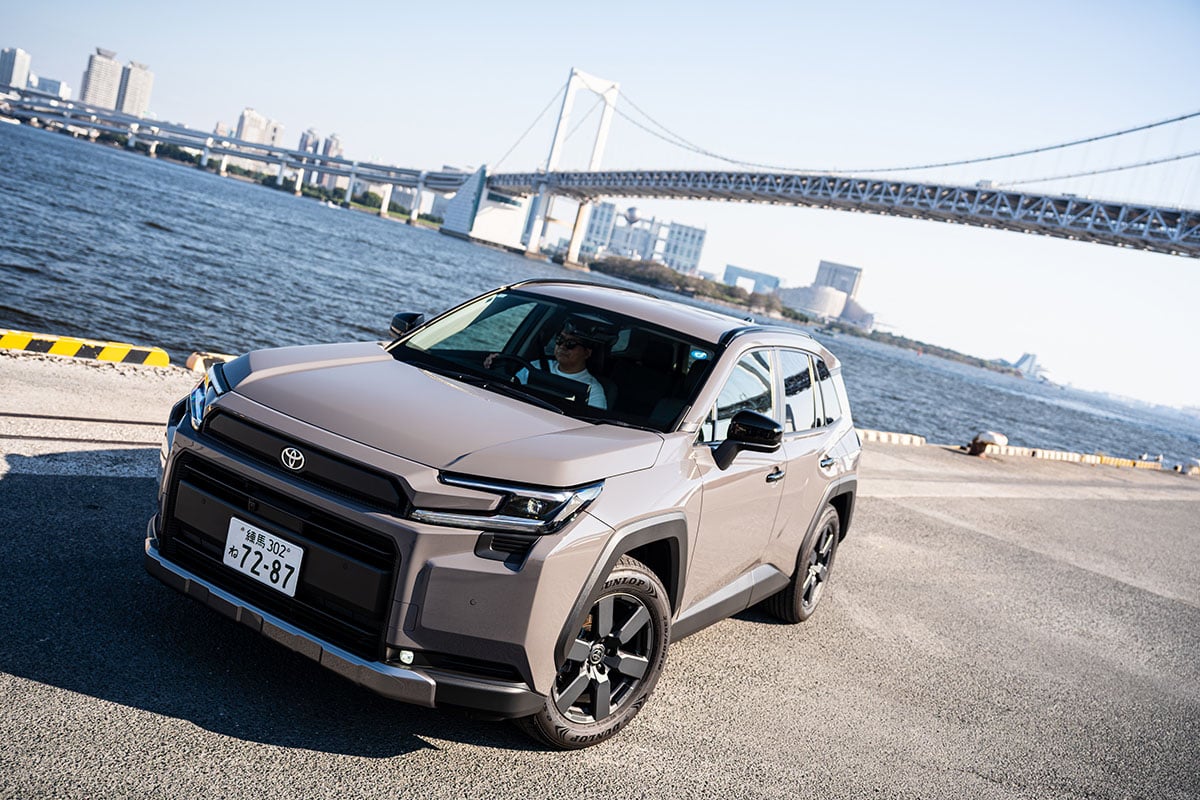 トヨタ新型「RAV4 アドベンチャー」