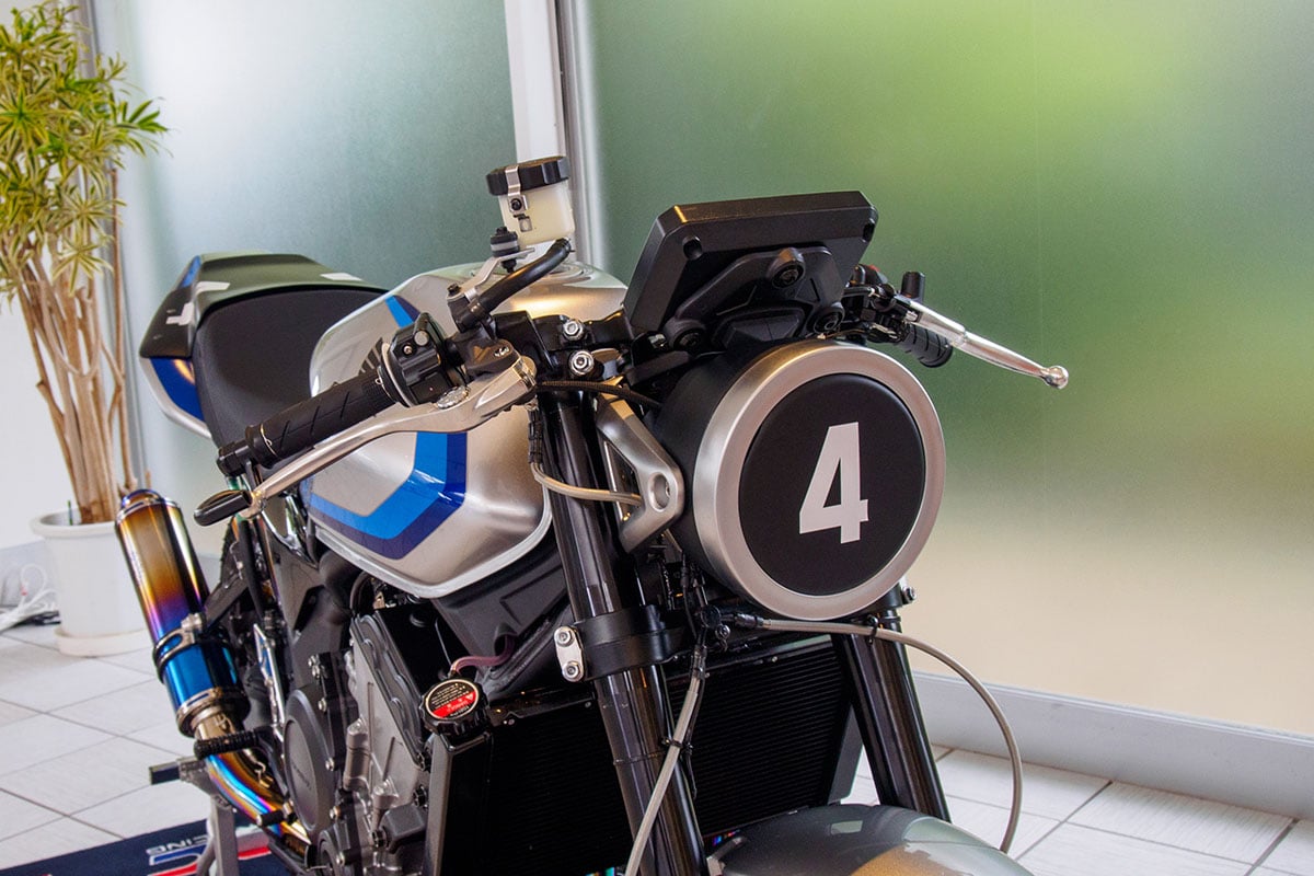 ホンダ「CB400スーパーフォア Eクラッチ」のレース仕様