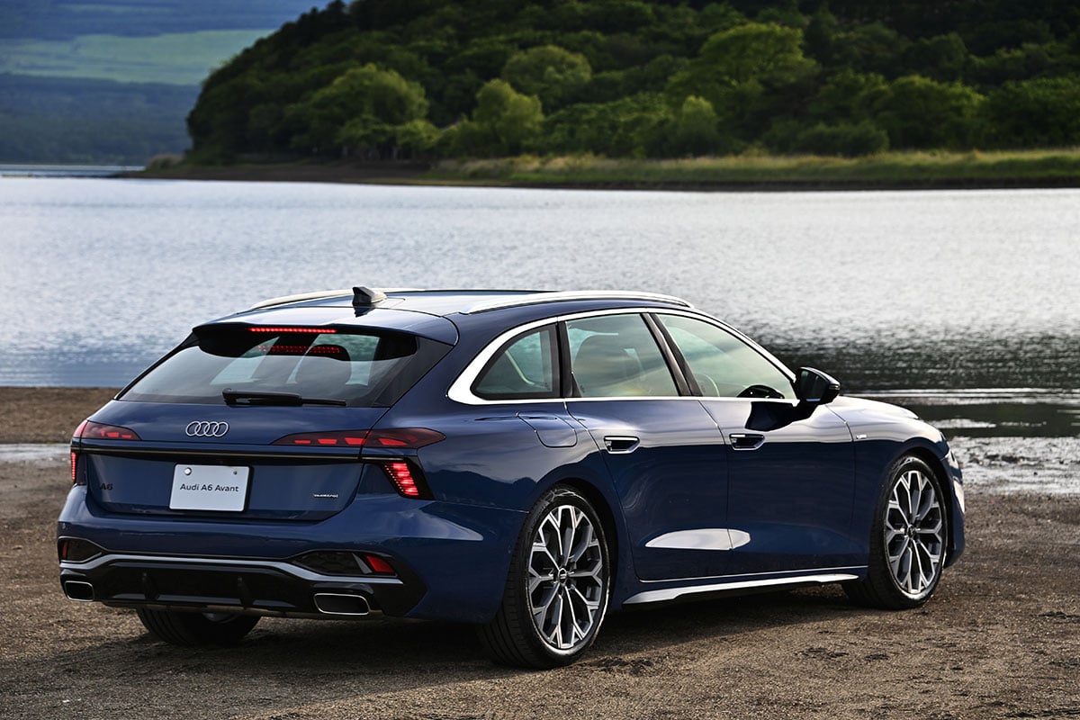 アウディ新型「A6アバント」