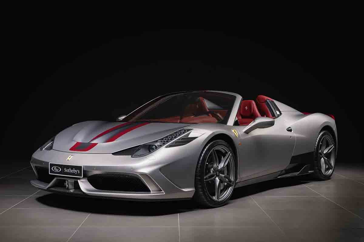 RMサザビーズ主催のオンラインオークションに出品中の2015年式フェラーリ「458スペチアーレA」Jeroen Vink(c)2026 Courtesy of RM Sotheby's