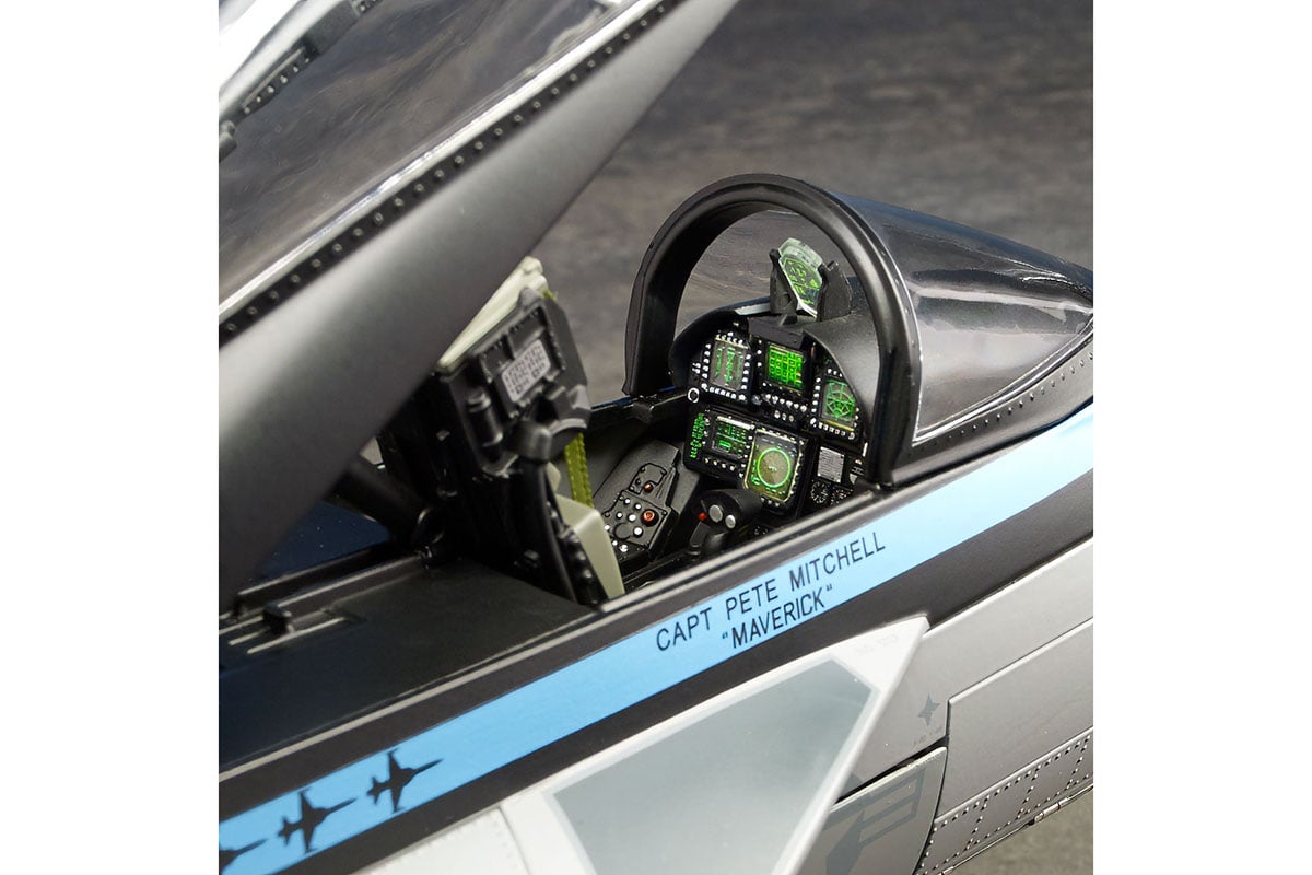 デアゴスティーニ週刊『トップガン マーヴェリック F/A-18E』