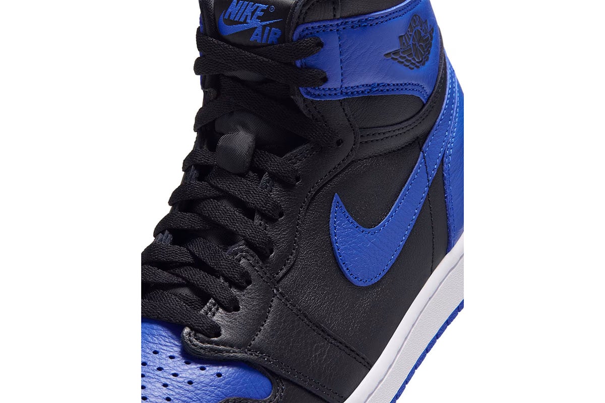 「エア ジョーダン1 HIGH OG」の新色“ロイヤル”
