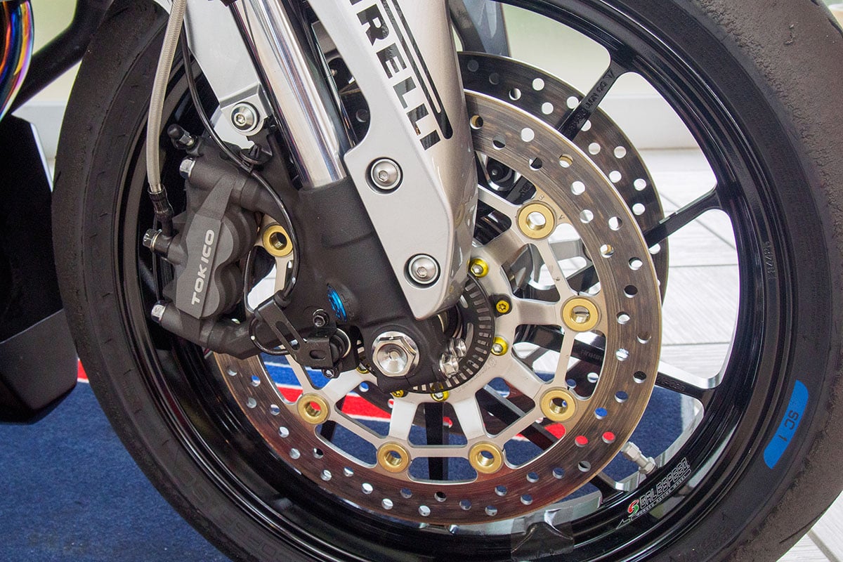 ホンダ「CB400スーパーフォア Eクラッチ」のレース仕様