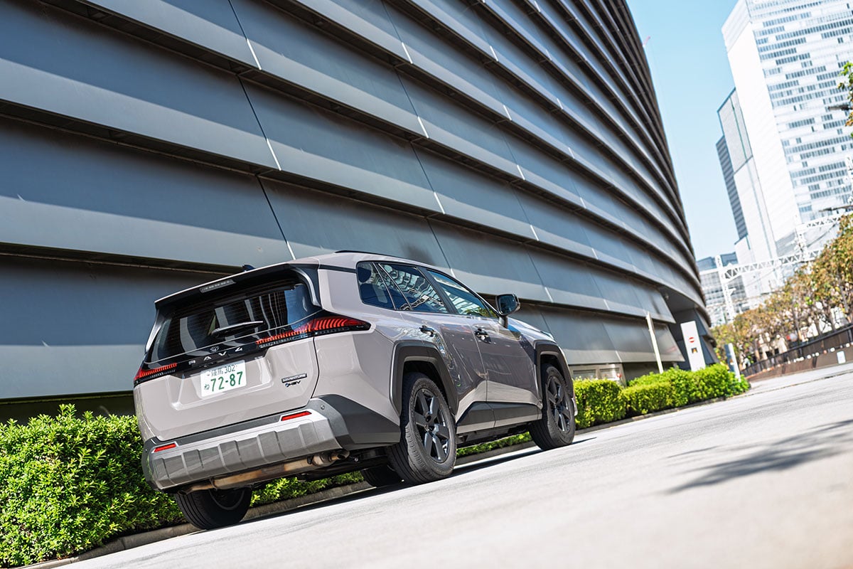 トヨタ新型「RAV4 アドベンチャー」