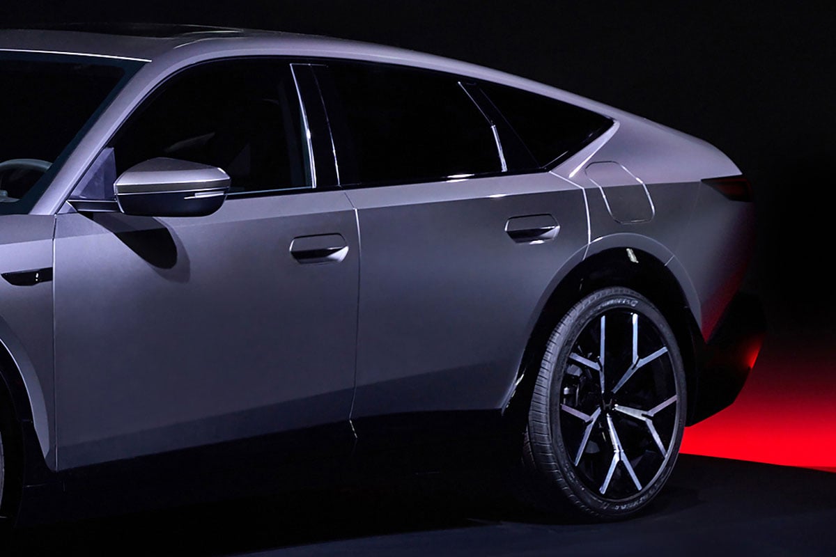 ホンダ「Honda Hybrid Sedan Prototype」