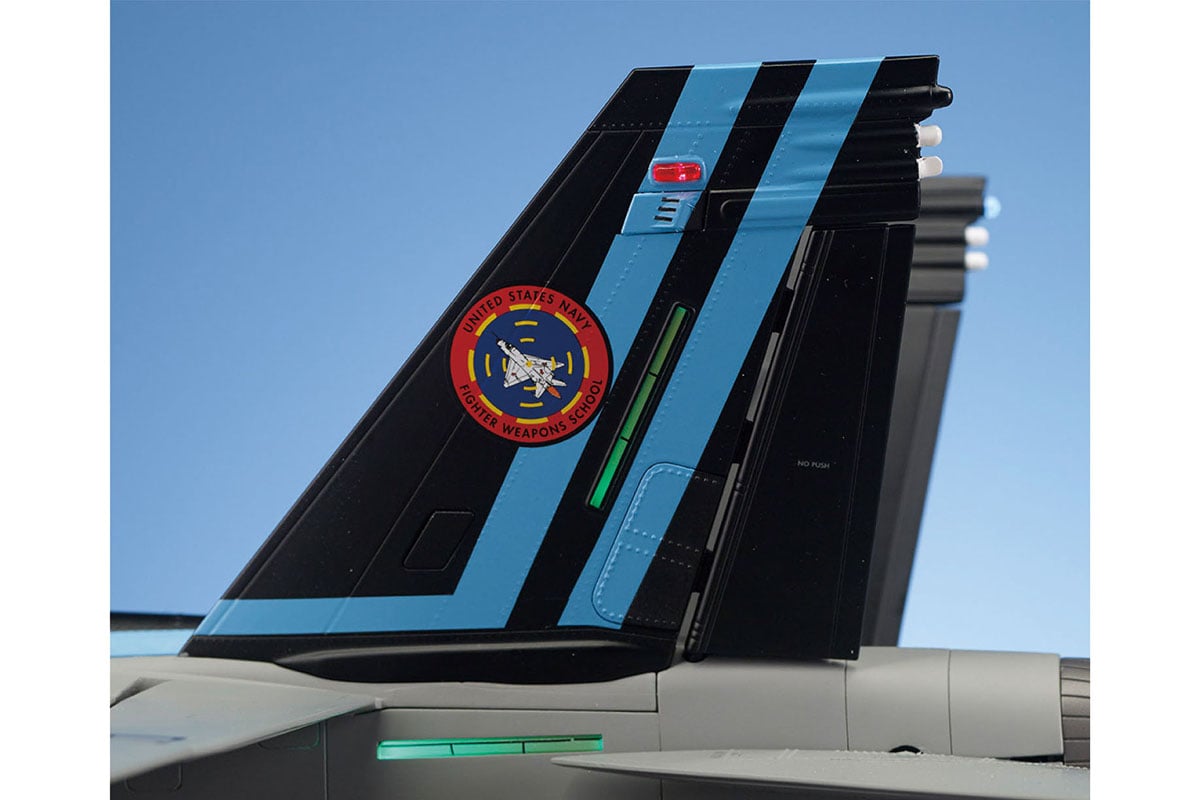 デアゴスティーニ週刊『トップガン マーヴェリック F/A-18E』