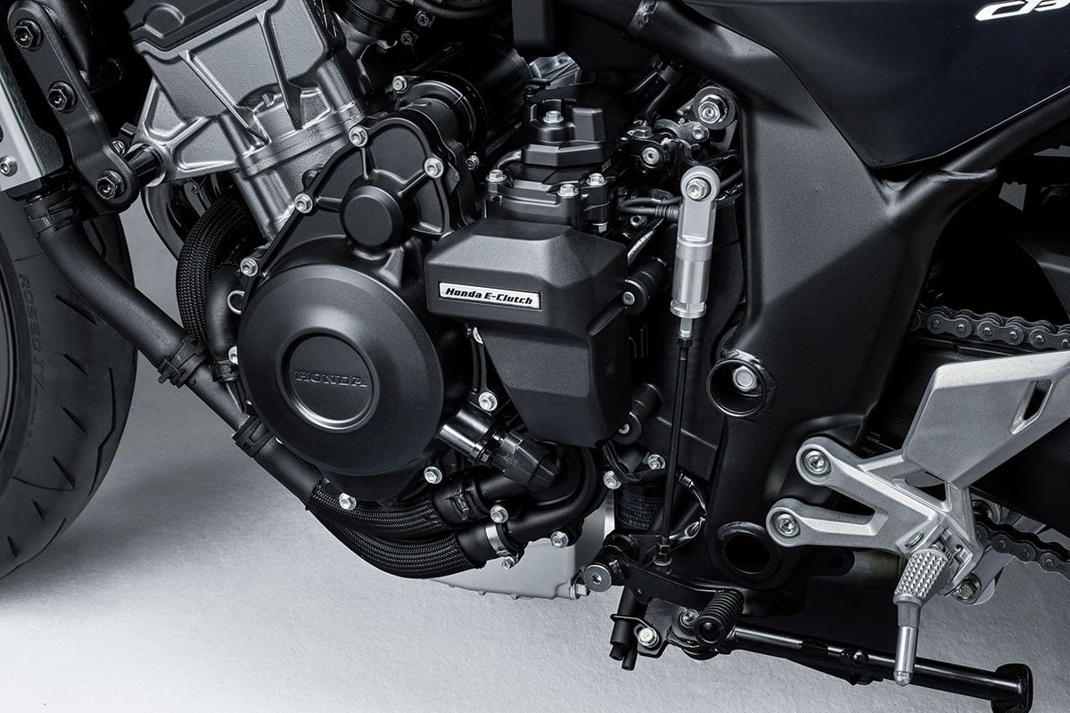 ホンダ「CB400スーパーフォア Eクラッチ」