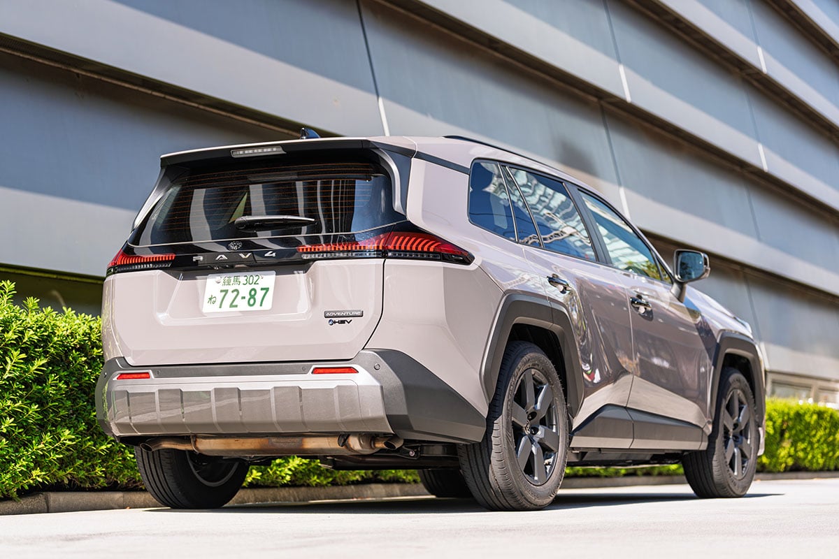 トヨタ新型「RAV4 アドベンチャー」