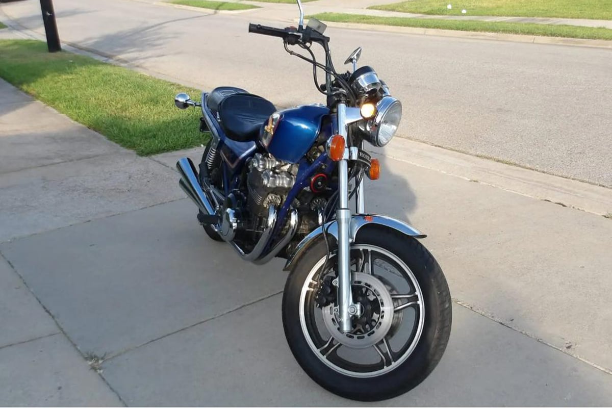 米国オンラインオークションに出品、落札された1982年式ホンダ「CB750SCナイトホーク」
