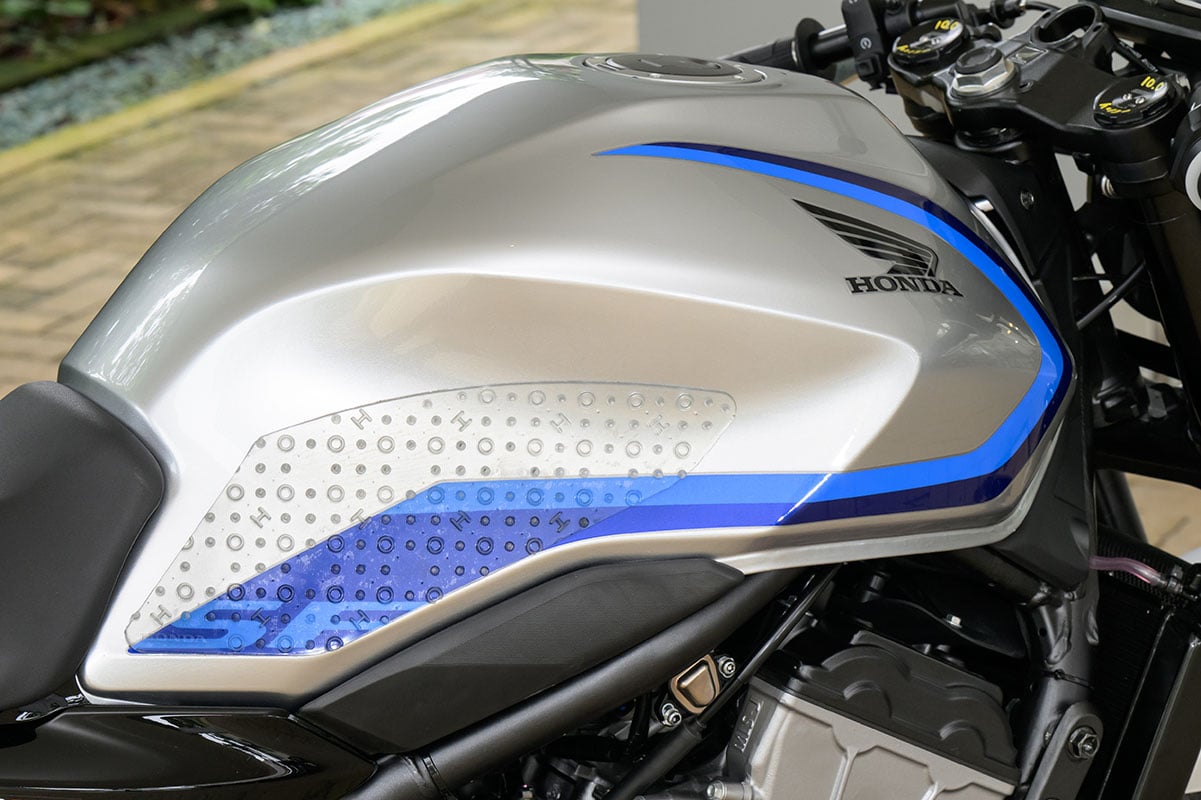 ホンダ「CB400スーパーフォア Eクラッチ」のレース仕様
