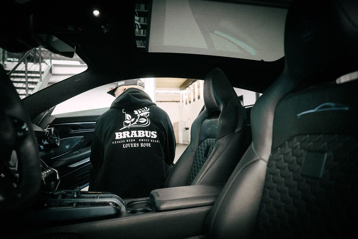 アリシア・キーズとスウィズ・ビーツがコラボレーションしたBRABUS×LOVERS ROSEも発表されている（C）BRABUS