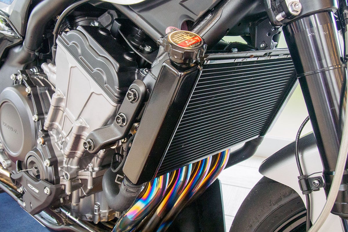 ホンダ「CB400スーパーフォア Eクラッチ」のレース仕様