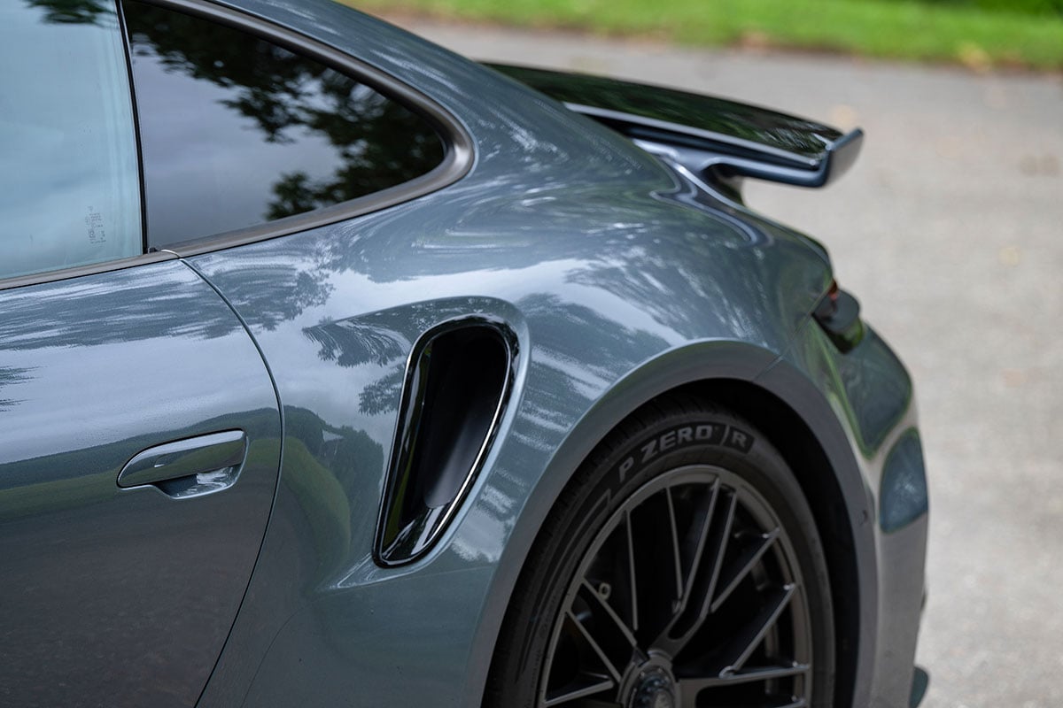 ポルシェ新型「911ターボS」