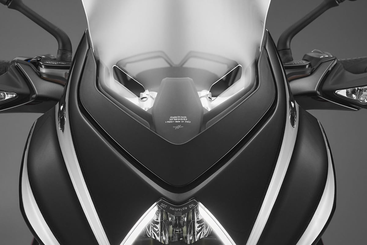 MVアグスタ「ツーリズモ ベローチェ 800」