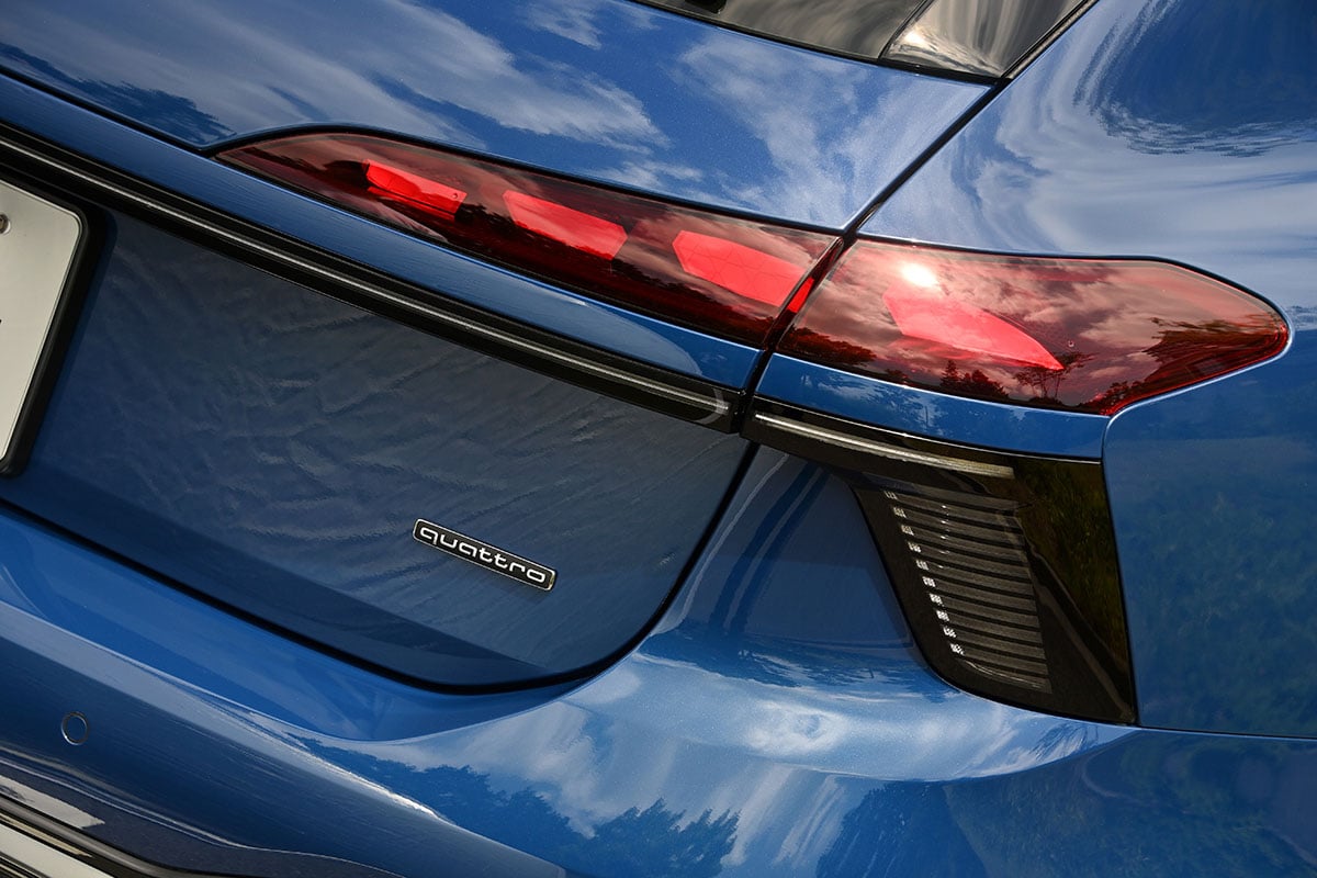 アウディ新型「A6アバント」