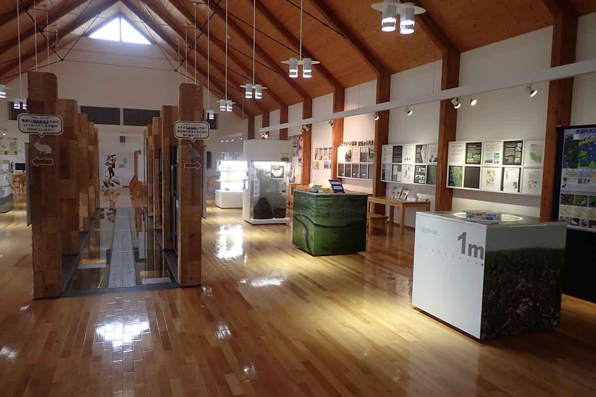 「サロベツ湿原センター」の館内展示は、湿原の成り立ちや自然環境について詳しく紹介する