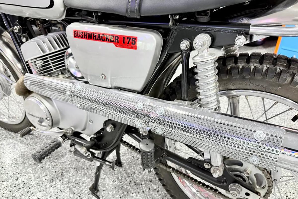 米国オンラインオークションに出品、落札された1969年式カワサキ「175 ブッシュワッカー F3」