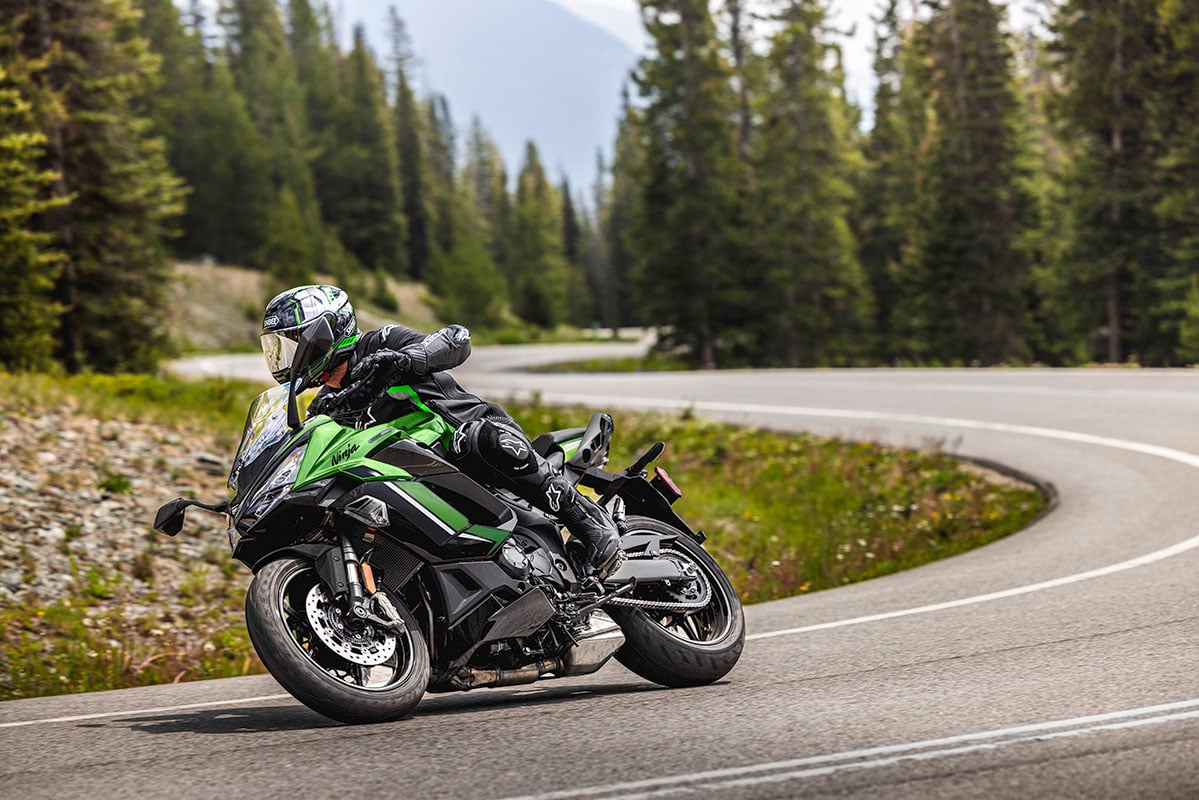 カワサキ「Ninja 1100SX SE」