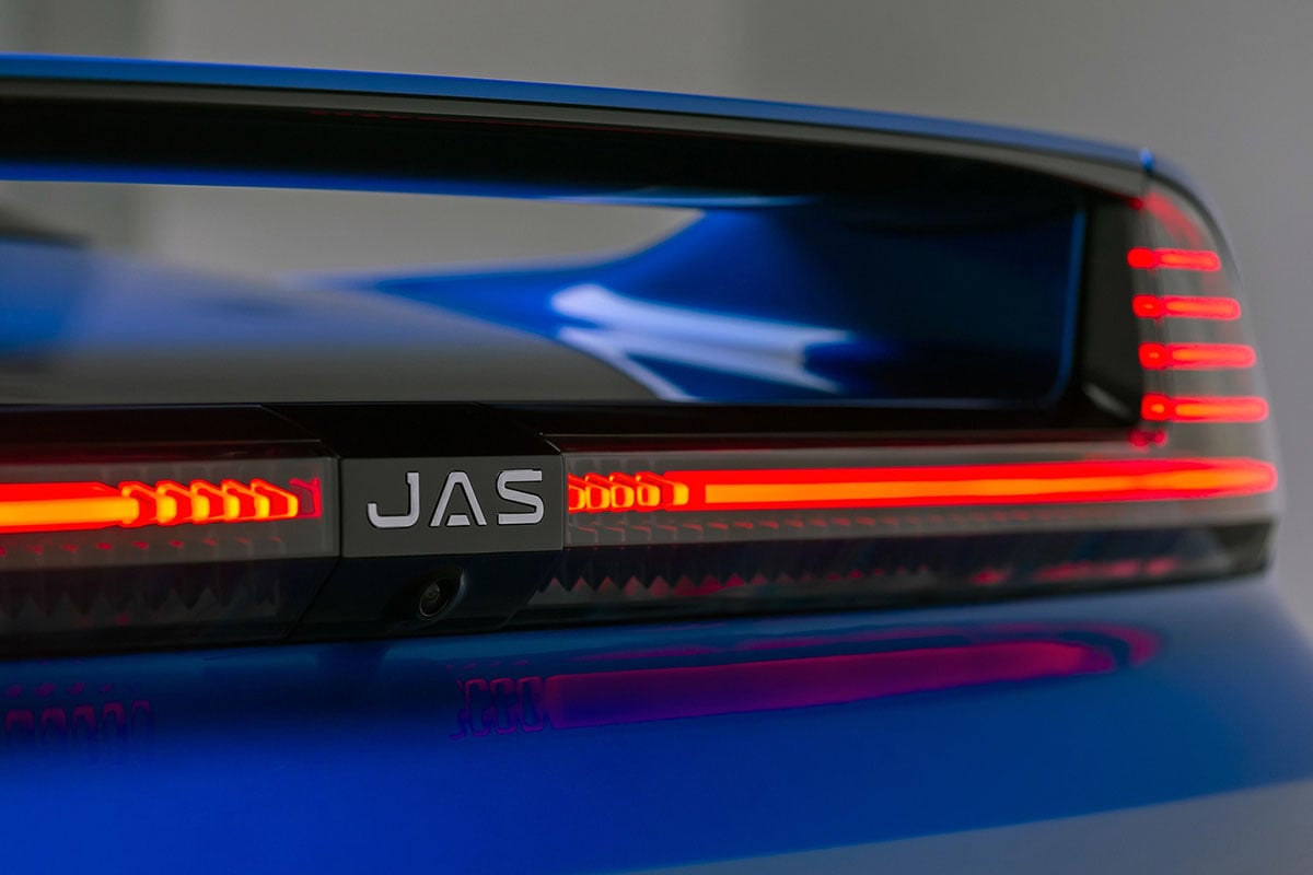 ホンダ初代「NSX」ベースの新しいスーパーカー「テンセイ」