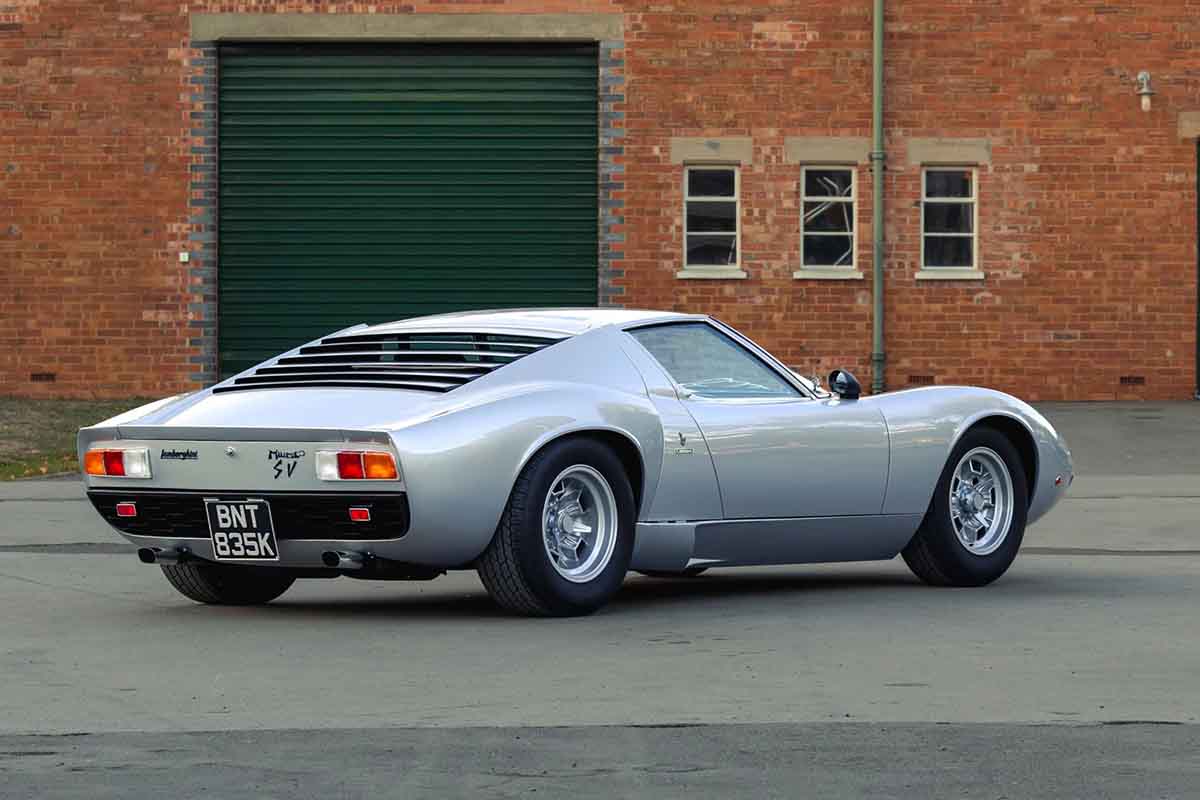 オークションに出品予定の1971年式ランボルギーニ「ミウラ P400 SV」(c)2026 BROAD ARROW Auctions