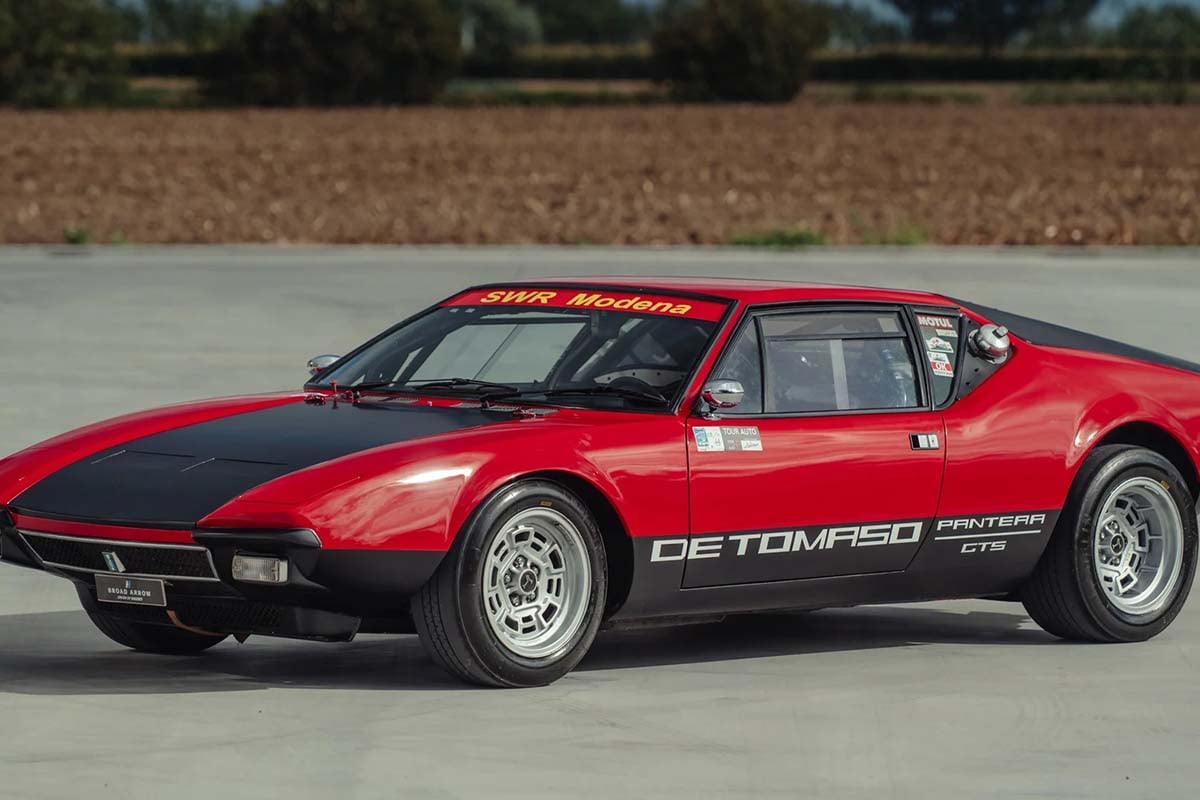 まもなくベルギーで開催されるオークションに出品予定の1972年式デ・トマソ「パンテーラGTS グループ3」(c)2026 BROAD ARROW Auctions
