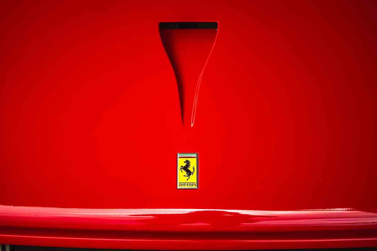 10月に開催されるオークションに出品予定の1988年式フェラーリ「F40」Ken Saito(c)2026 Courtesy of RM Sotheby's