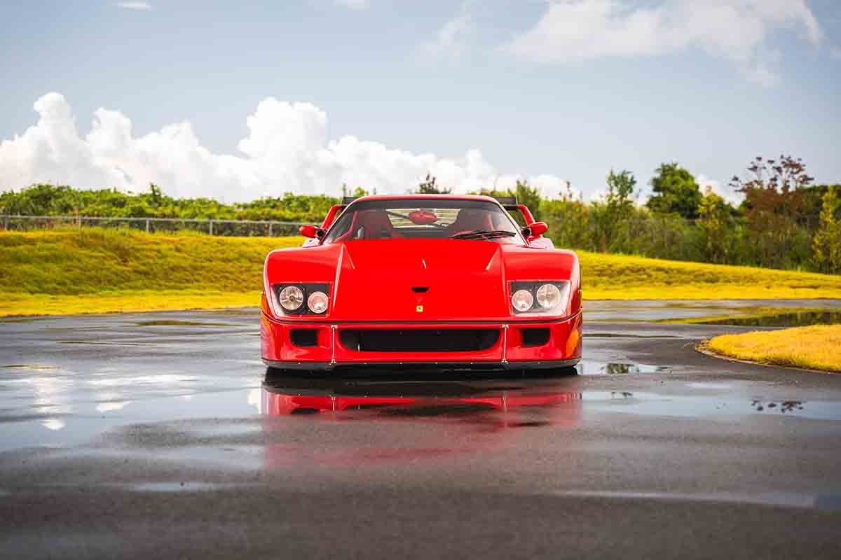 10月に開催されるオークションに出品予定の1988年式フェラーリ「F40」Ken Saito(c)2026 Courtesy of RM Sotheby's