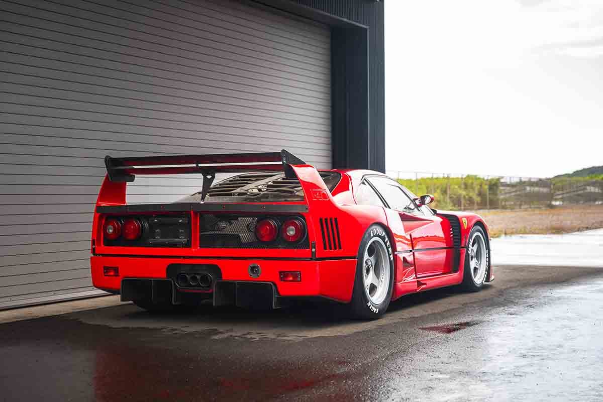 10月に開催されるオークションに出品予定の1988年式フェラーリ「F40」Ken Saito(c)2026 Courtesy of RM Sotheby's