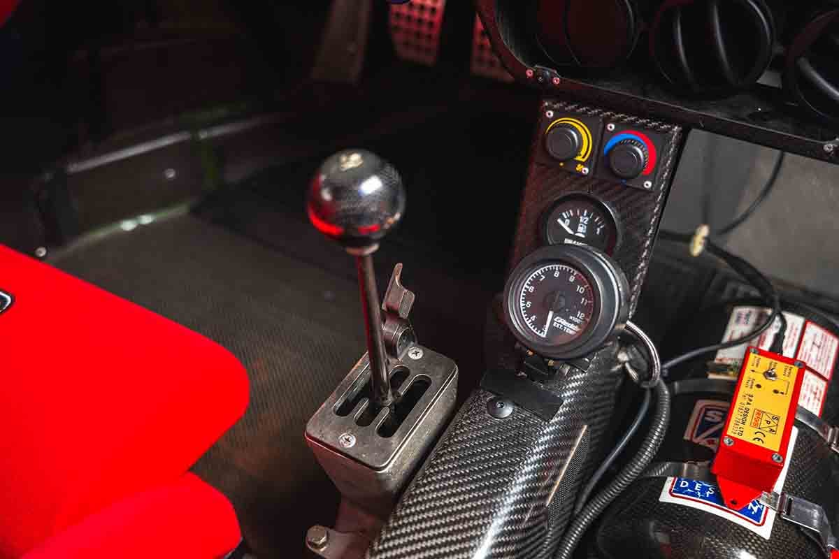 10月に開催されるオークションに出品予定の1988年式フェラーリ「F40」Ken Saito(c)2026 Courtesy of RM Sotheby's