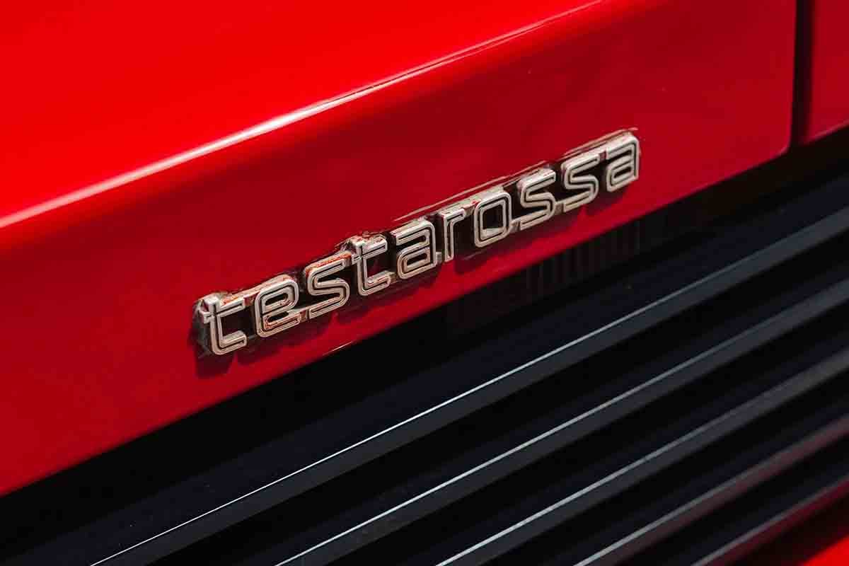 オークションに出品予定の1990年式フェラーリ「テスタロッサ」(c)2026 BROAD ARROW Auctions