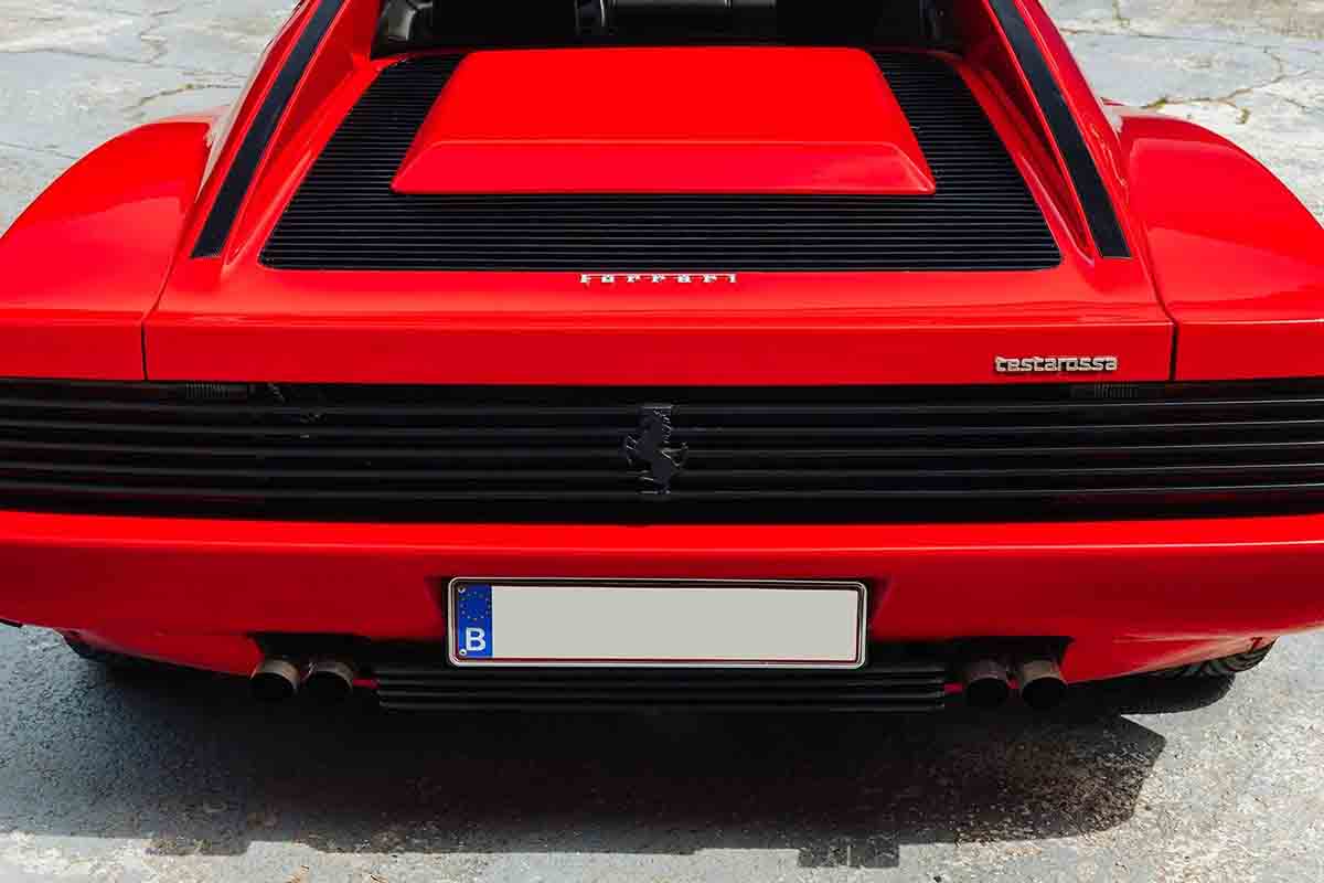 オークションに出品予定の1990年式フェラーリ「テスタロッサ」(c)2026 BROAD ARROW Auctions