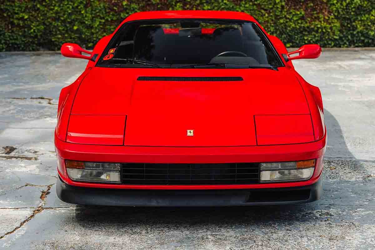 オークションに出品予定の1990年式フェラーリ「テスタロッサ」(c)2026 BROAD ARROW Auctions