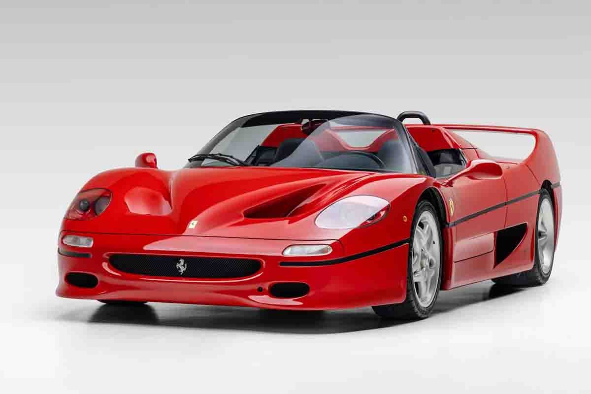 オークションに出品予定の1997年式フェラーリ「F50」(c)2026 BROAD ARROW Auctions