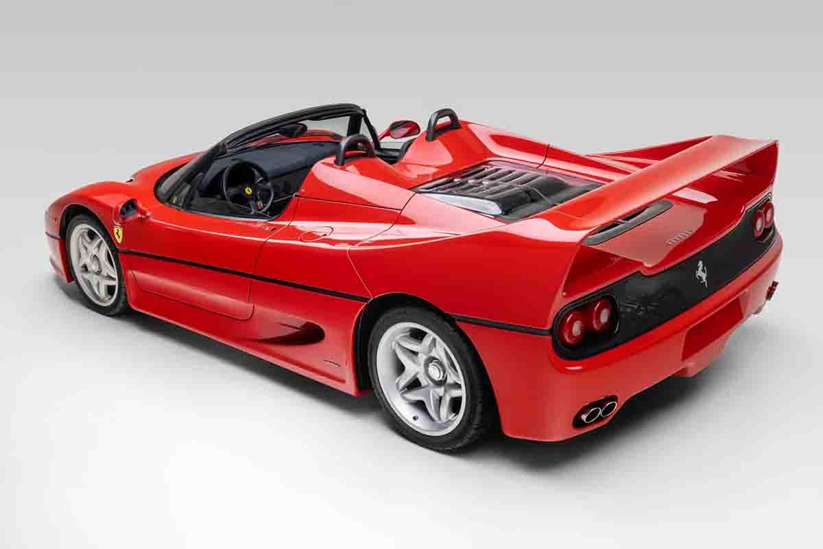 オークションに出品予定の1997年式フェラーリ「F50」(c)2026 BROAD ARROW Auctions
